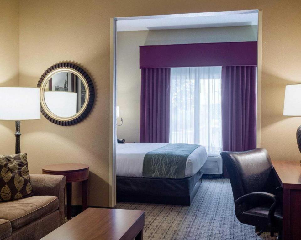 Comfort Suites Starkville Zewnętrze zdjęcie