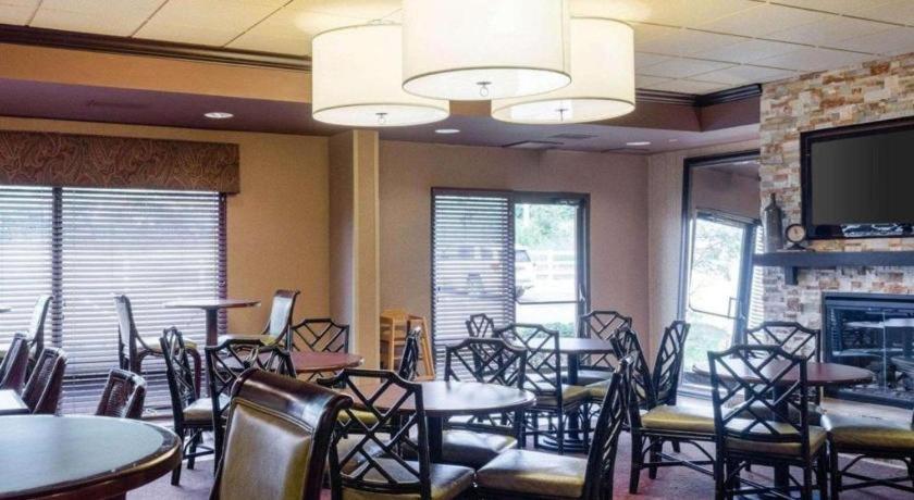 Comfort Suites Starkville Zewnętrze zdjęcie