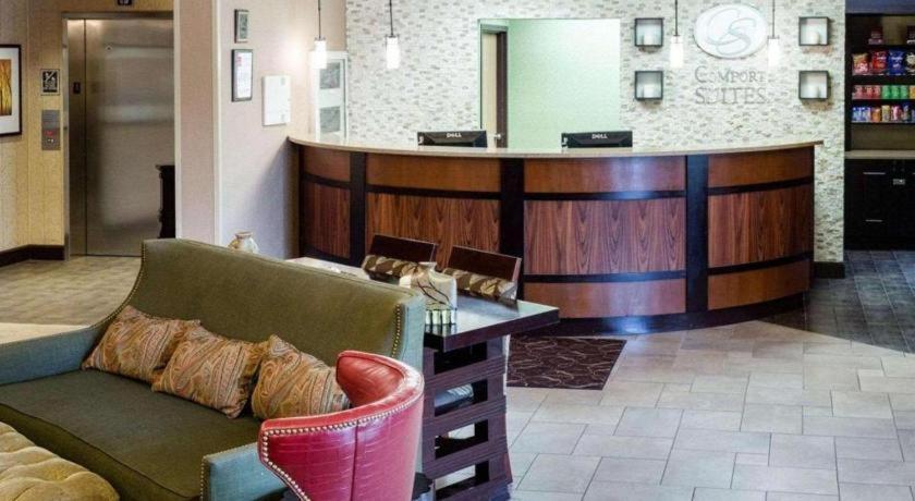 Comfort Suites Starkville Zewnętrze zdjęcie