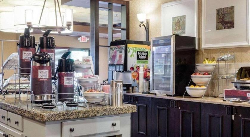 Comfort Suites Starkville Zewnętrze zdjęcie